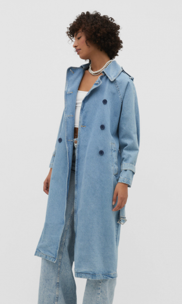Trench Coat Berbahan Denim